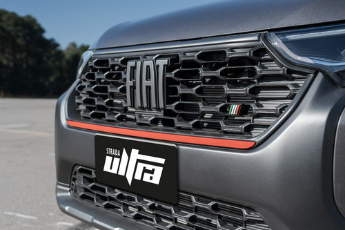 Fiat Strada Ultra 1.0 Con Un Año De Seguro Del Bse