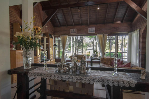 Imagen 17 de 29 de Casa En Venta Sobre Golf- 5 Ambientes - Zona Alamos - Pinamar