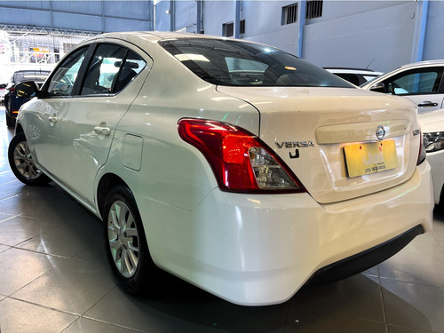 Nissan Versa 1.6 16V FLEXSTART SV 4P MANUAL