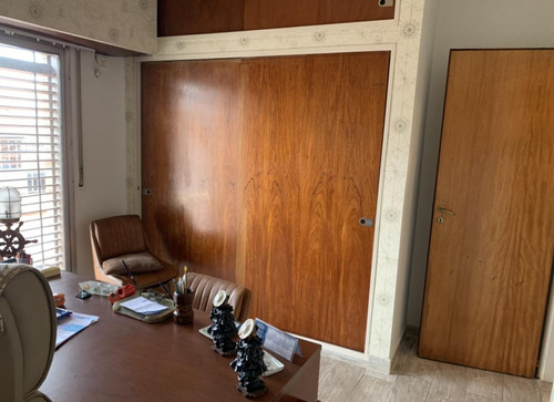 Casa Venta 6 Ambientes En Planta Alta Banfield