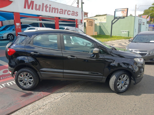 Imagem 2 de 12 de Ecosport Freestyle 1.6 16v (flex)
