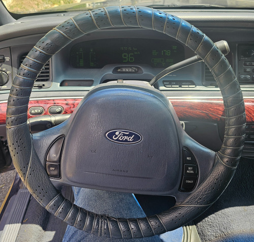 Ford Grand Marquis Ls Digital At