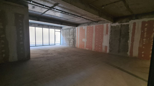 Local Comercial En Arriendo En Las Condes