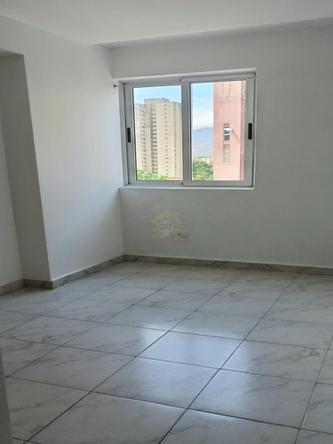 Apartamento Tipo Penthouse Naguanagua Amoblado Data Media 4h/3b/2e Maletero, Pozo