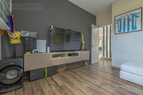 Impecable Casa En Venta En El Recuerdo En Estancias Del Pilar