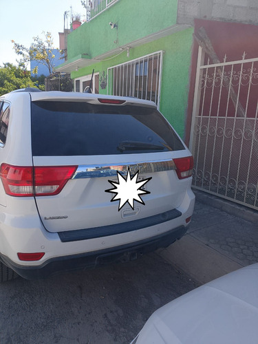 Jeep Grand Cherokee 3.6 Laredo V6 4x2 Mt