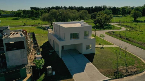 Imagen 8 de 30 de Muy Linda Casa En Venta En La Calesa, Pilará - Mallmann Propiedades