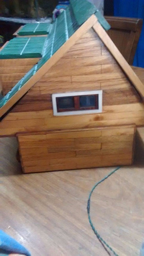 Imagen 8 de 9 de Casita De 2 Pisos De Madera Con Accesorios