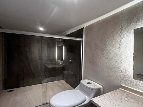 Departamento En Venta En Benito Juarez, En Calle Xochicalco Número 880, Santa Cruz Atoyac, Cdmx, Rf3-ru