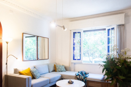 Imagen 7 de 19 de Espectacular Casa Cerca De La Rambla. A Nuevo, Con Fondo Y Garaje
