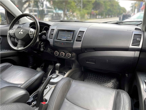 Imagem 11 de 14 de Mitsubishi Outlander 3.0 Gt 4x4 V6 24v Gasolina 4p Automátic