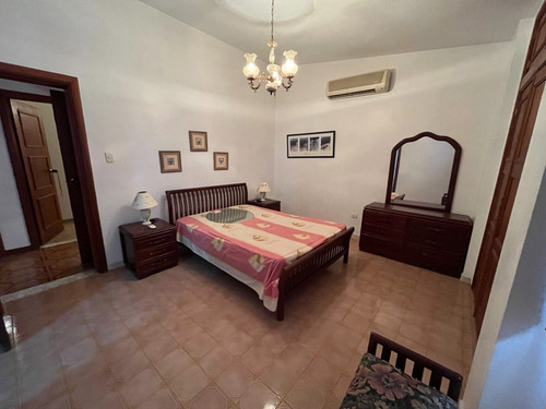 ¡venta! Casa Quinta En Urb. El Castaño, Maracay.