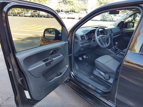 Imagen 11 de 24 de Vw Volkswagen Amarok 2017 Trendline 4x2 Abasto Motors