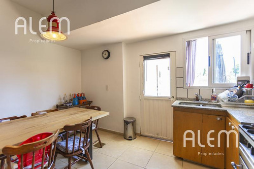 Local Con Posible Vivienda En Pa - Banfield Oeste