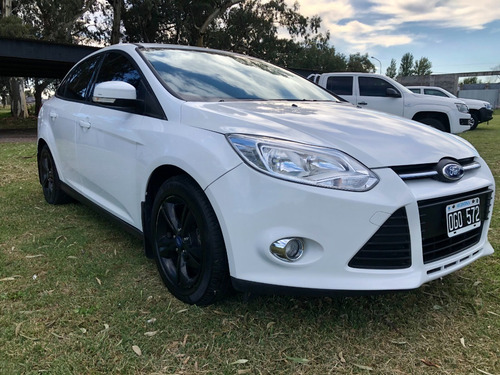 Ford Focus 1.6 S 4 Puertas 2014