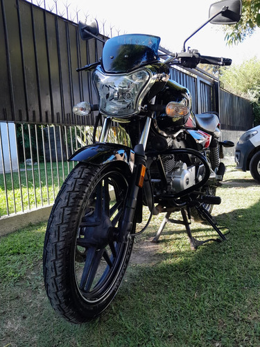 Bajaj V15