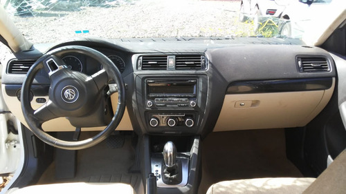 Sucata Vw Jetta 2012 2.0 Flex Automatico - Rs Auto Peças