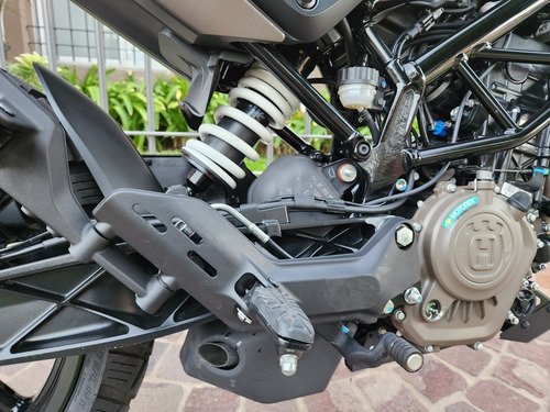 Imagen 16 de 18 de Husqvarna 200