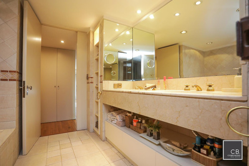 Venta De Piso Av Del Libertador