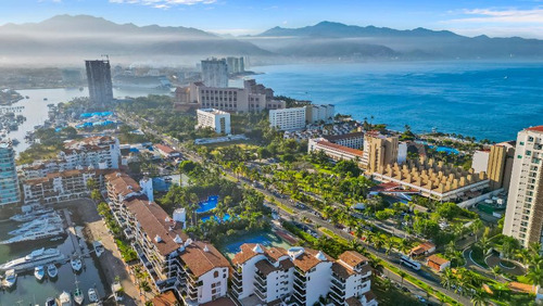 Departamento En Venta En Colonia Marina Vallarta, Puerto Vallarta, Jalisco