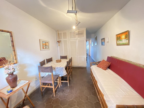 Imagen 1 de 13 de Apartamento - Playa Mansa