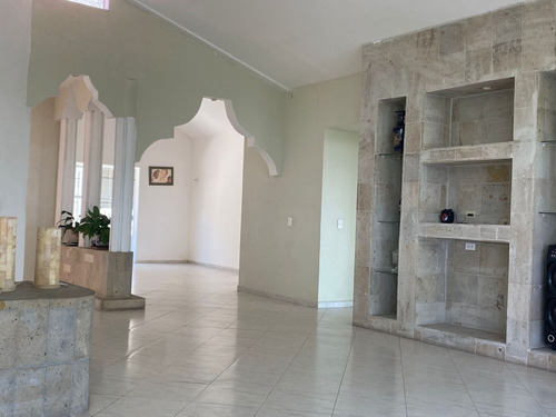 Magnifica Casa En Venta Estilo Campestre En Huertas La Joya Qro