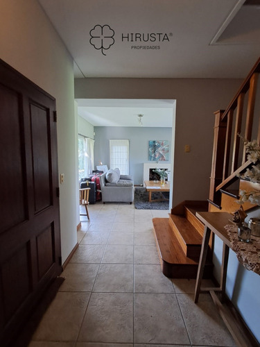 Muy Linda Casa En Venta Barrio St Matthew´s Village 4 Dormitorios+playrrom+escritorio+pileta+galeria+parrilla