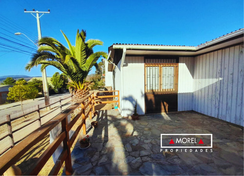 Cómoda Casa En El Corazón De Papudo