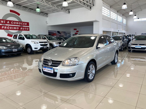 Volkswagen Vento 2.5 Luxury 170cv 2011