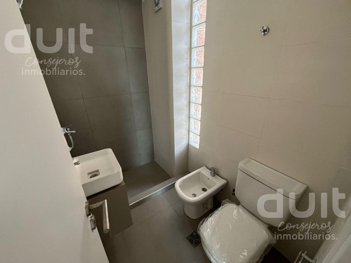 Venta En Nueva Córdoba - Planta Baja De 66 Metros Propios Y Patio Exclusivo