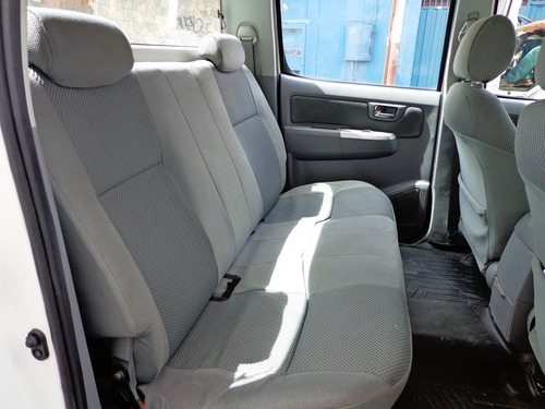 Imagen 7 de 9 de Toyota Hilux Kavak 2011 V6 4x4 Automático