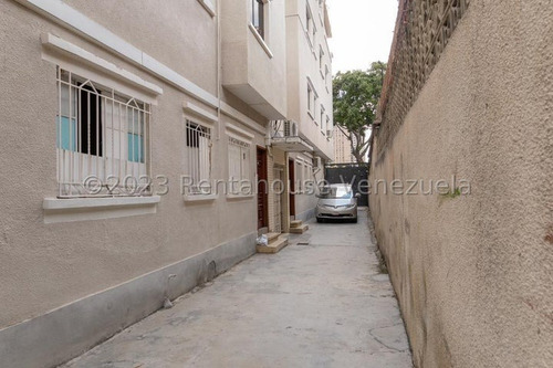 Edificio En Alquiler Chacao Ia25-35274