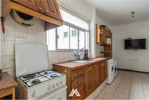 Venta Casa 2 Dormitorios, 2 Baños