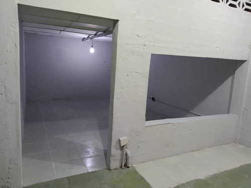 Imagen 7 de 9 de Local Comercial Avenida Fuerzas Armadas