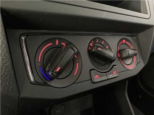 Imagem 12 de 14 de Volkswagen Gol 1.6 16v Msi Totalflex 4p Automático