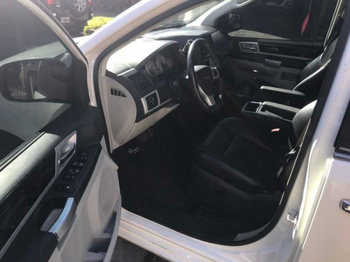 Chrysler Town & Country 2011 3.8 Limited Atx