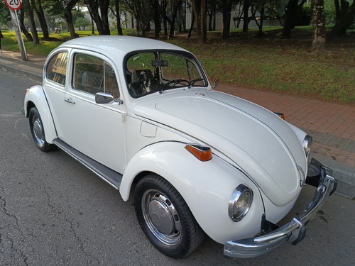 Volkswagen Escarabajo Blanco Modelo 1961