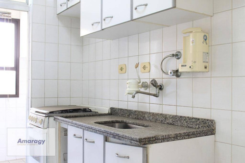 Excelente Apartamento De Dois Dormitórios E Duas Garagens - Único Dono - Ap0002