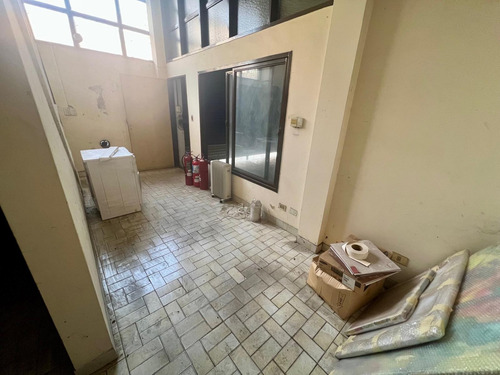 Depósito Lote Propio - 590 M2 Aprox. - Entrada Camión - Montacarga