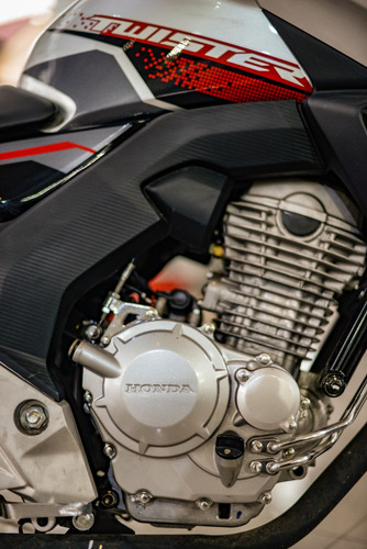 Nueva Honda New Cb 250 Inyeccion