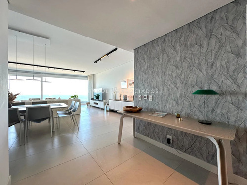 Departamentp En Venta En Edificio Le Parc Lll. Playa Brava; Punta Del Este