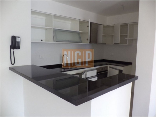 Ed Nuevo Con Servicios, Muy Cerca Del Mar. Consulte-ref:7973
