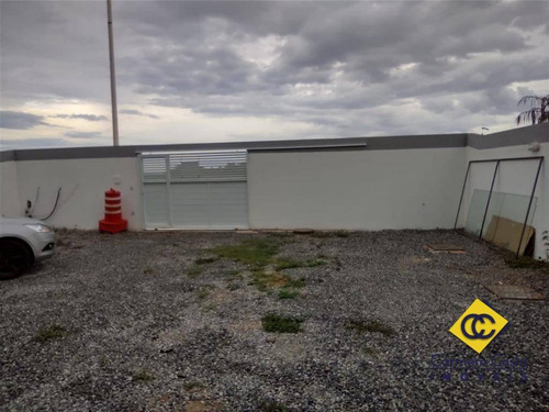Oportunidade!! Apartamento Cobertura Em Frente A Praia De Costazul Próximo De Comércio No Bairro Costazul - Rio Das Ostras/ Rj. - Co0048