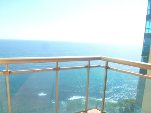 Vendo Hermoso Apartamento Frente Al Mar  De 361.81 Mts2,