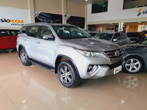 Toyota Hilux Sw4 Sr 2.7 - 7 Lugares