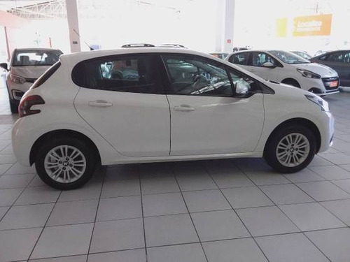 Imagem 4 de 9 de Peugeot 208 1.2 Active 12v Flex 4p Manual
