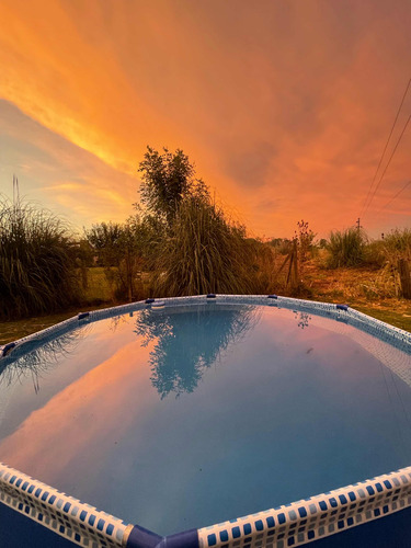 Casa Con Gran Parque Y Pileta