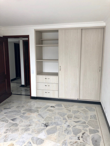 Apartamento Remodelado Para Venta En El Norte, Cali