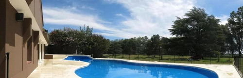 Terreno En Venta - 2752mts2 - Carlos Keen