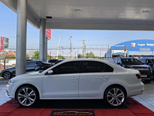 Imagem 4 de 15 de Volkswagen Jetta Trendline 2.0 2016